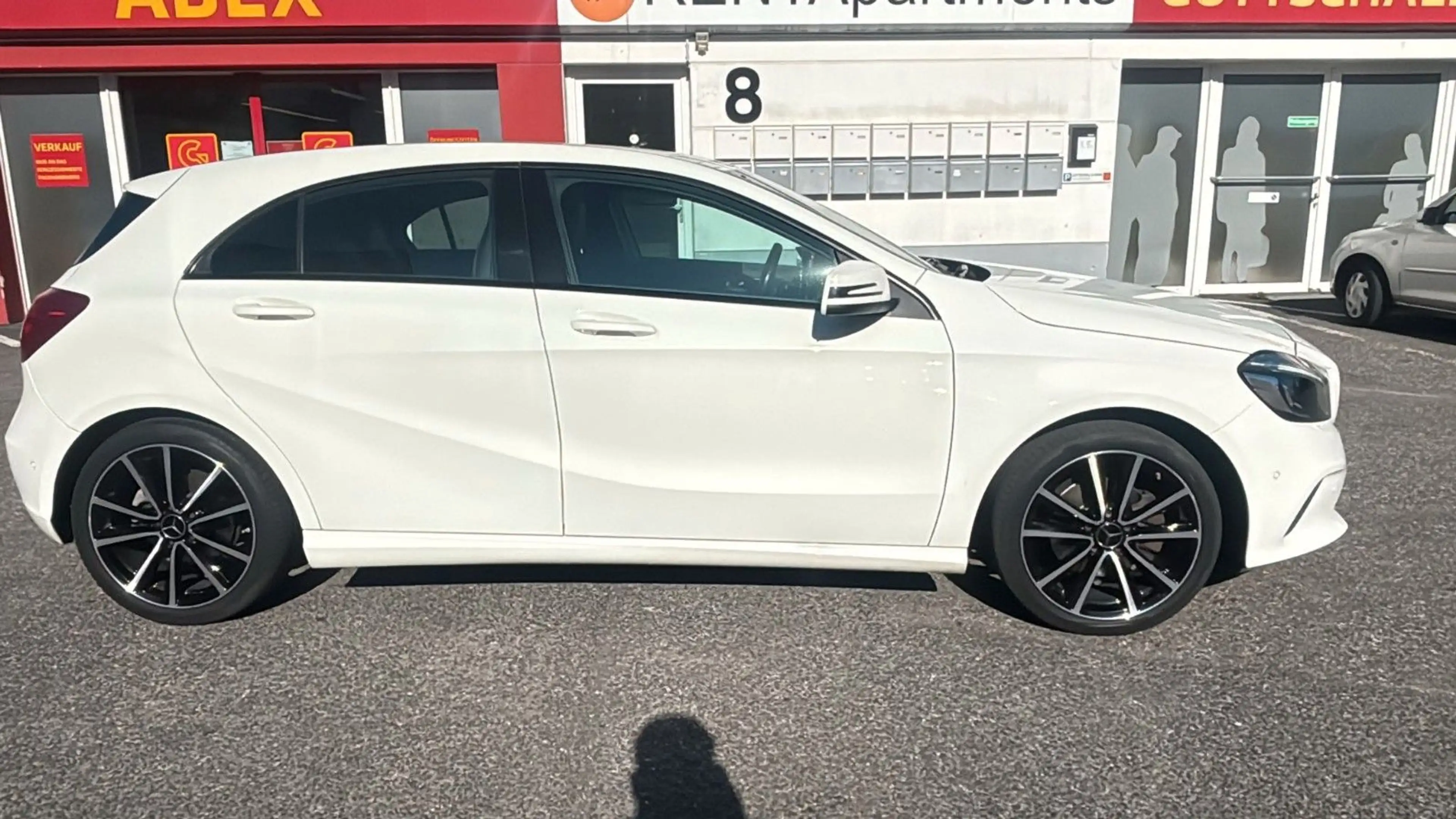Mercedes-Benz A 180 BlueEfficiency *AUTOMATIK* *GUT GEPFLEGT* — photo 6