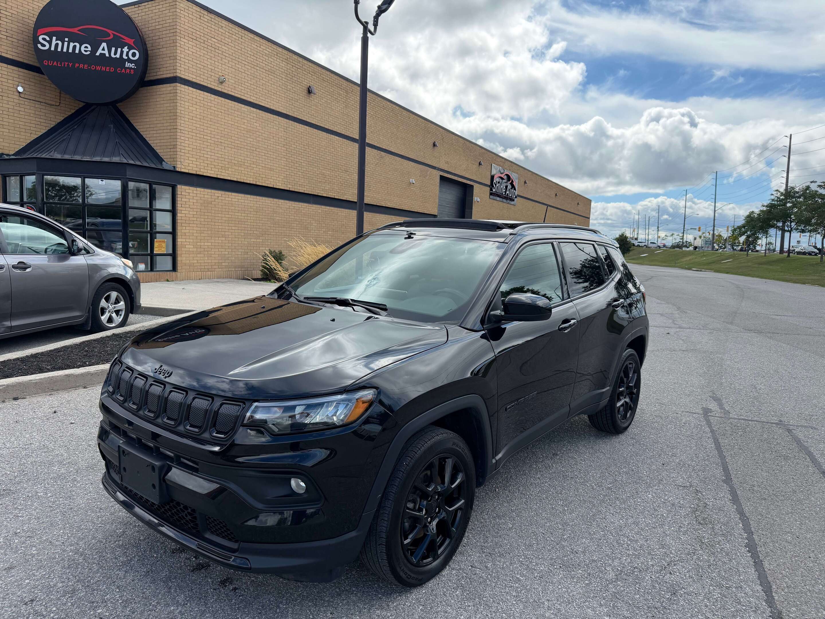 Black 2022 Jeep Compass SUV / Crossover Four-Wheel Drive 9-Speed Automatic