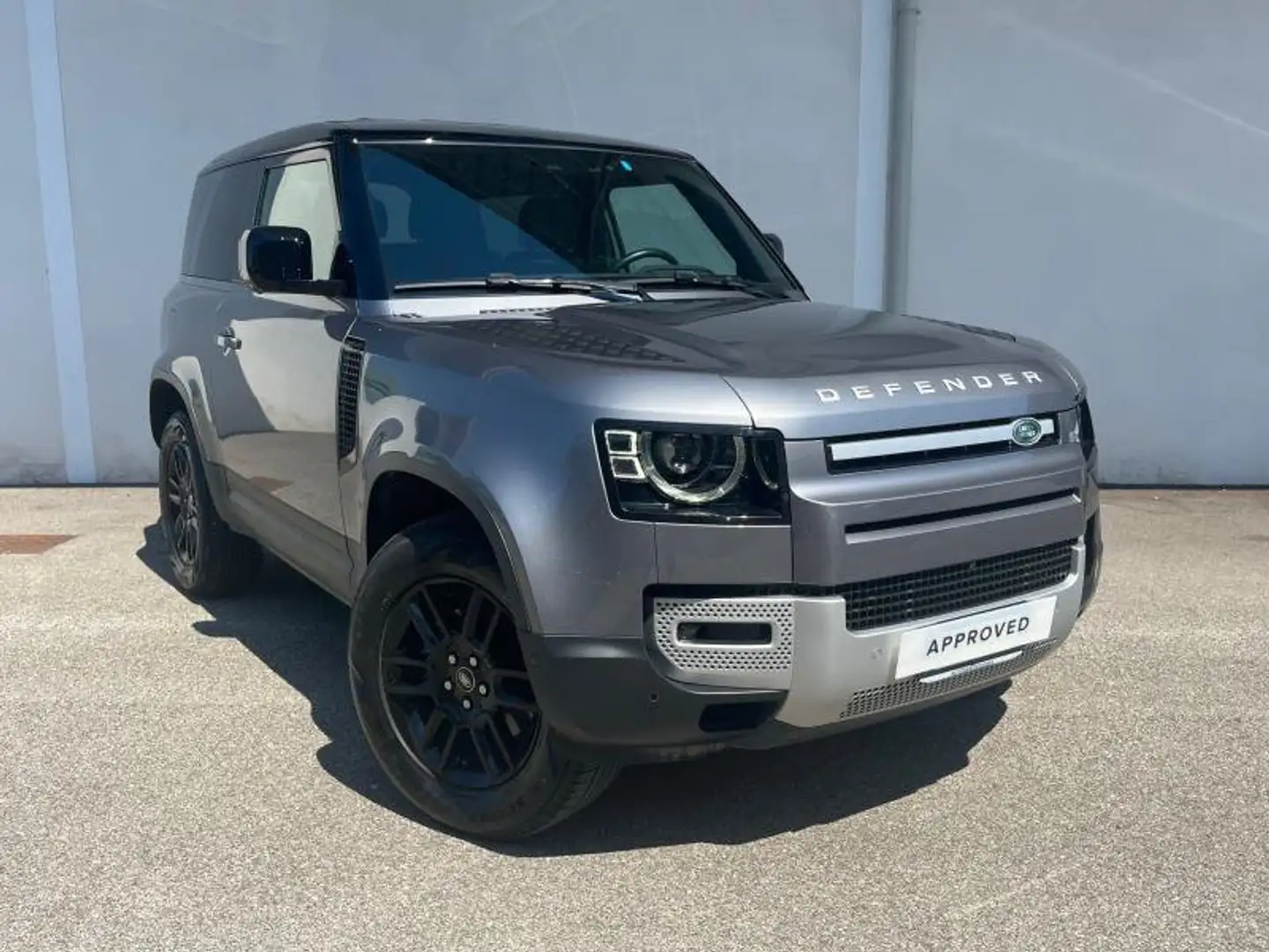 Land Rover Defender (2019) 90 3.0D I6 200 CV AWD Auto SE - 1