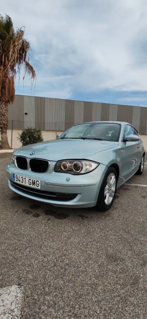 BMW 118 118iA Verde - 1