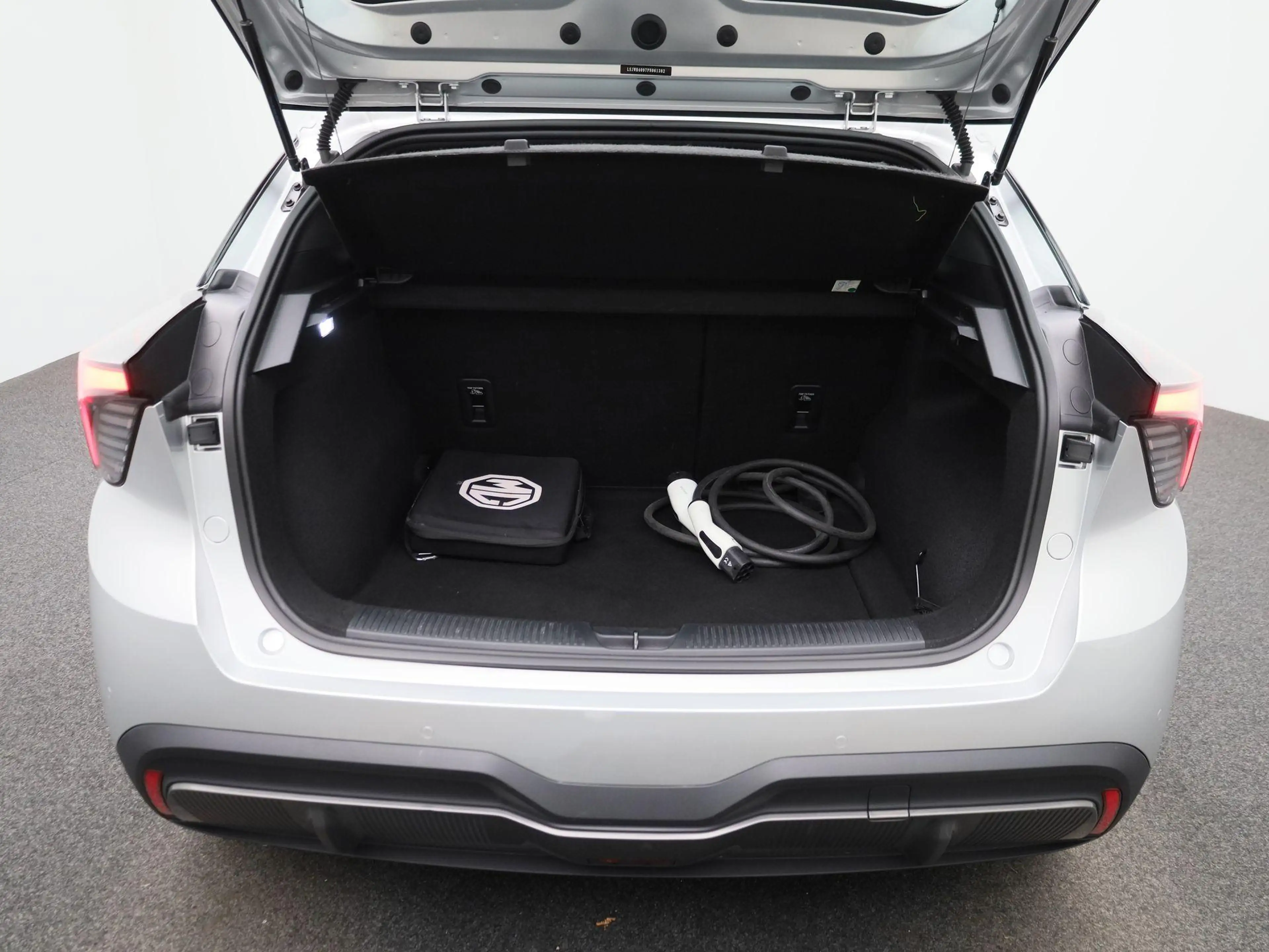 MG MG4 Electric Standard 51 kWh APPLE CARPLAY | ANDROID A — photo 12