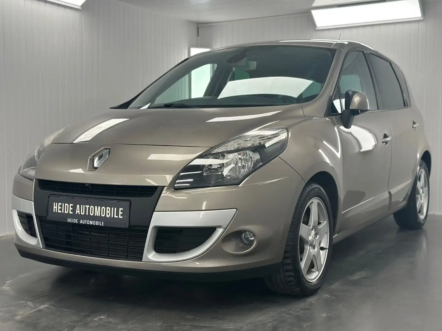 Renault Scenic III Dynamique 2. Hand Ahk Navi - 1