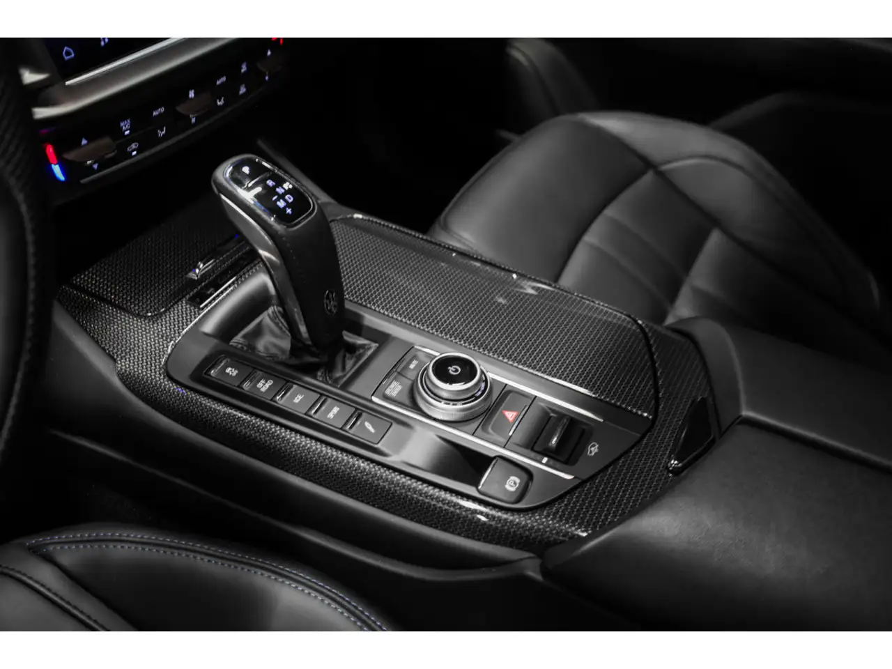 Maserati Levante 2021 — фото 10