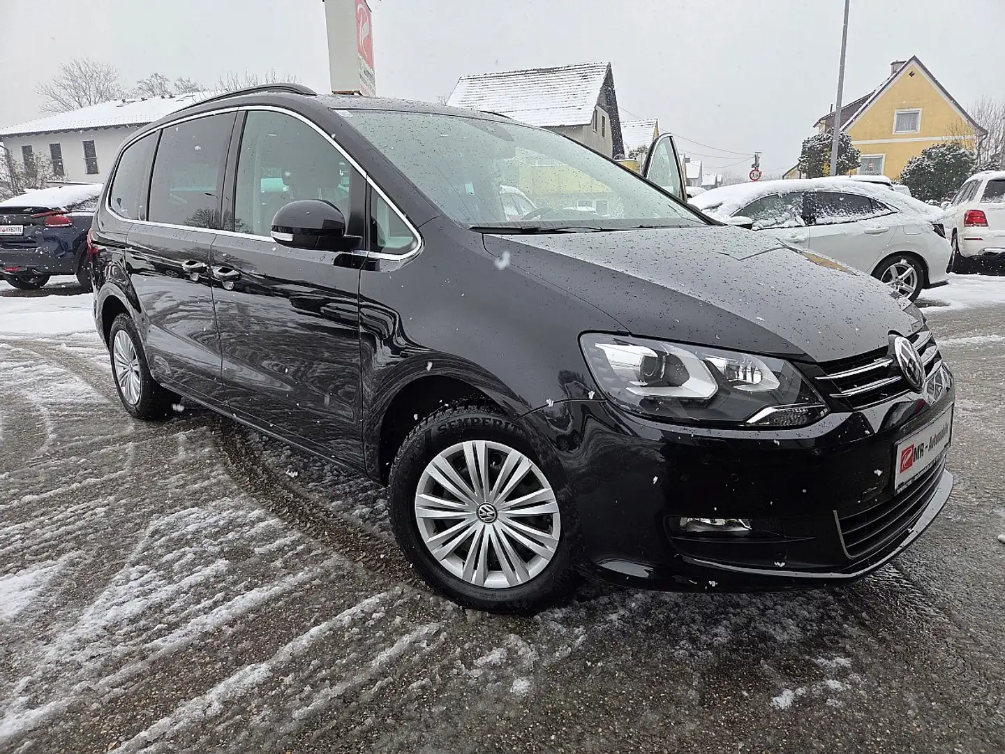 Volkswagen Sharan Comfortline SCR 2,0 TDI DSG Schwarz - 1