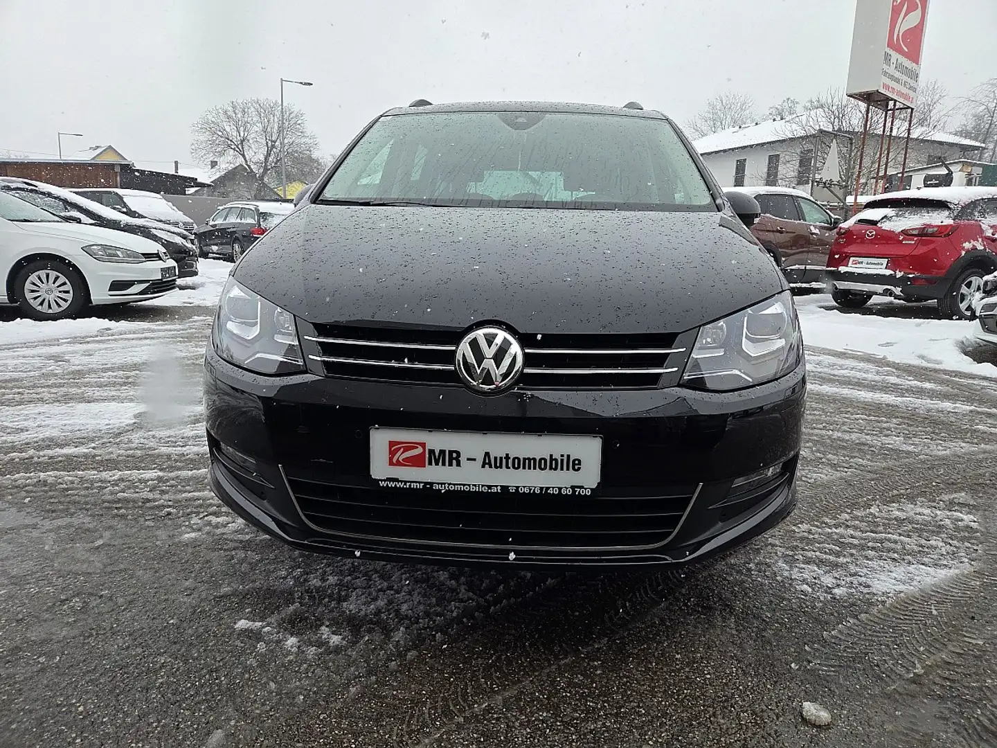 Volkswagen Sharan Comfortline SCR 2,0 TDI DSG Schwarz - 2