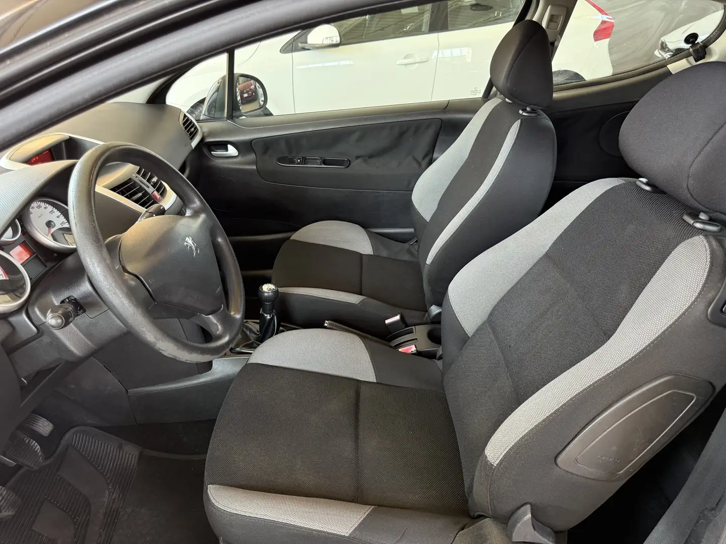 Peugeot 207 3p 1.4 8v X-Line eco-Gpl GPL VALIDO FINO 2030 Nero - 2