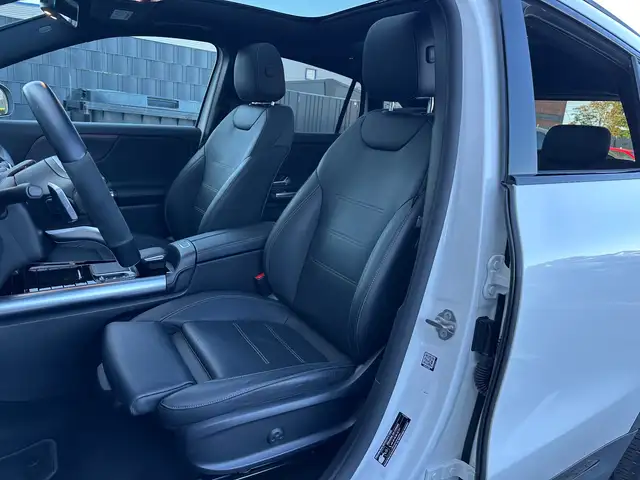 Mercedes-Benz Eqa view 11