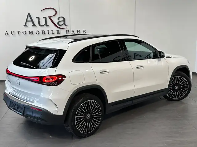 Mercedes-Benz Eqa view 5