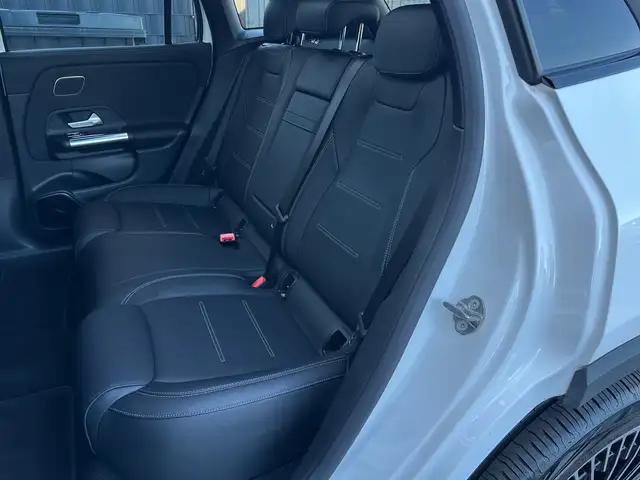 Mercedes-Benz Eqa view 13