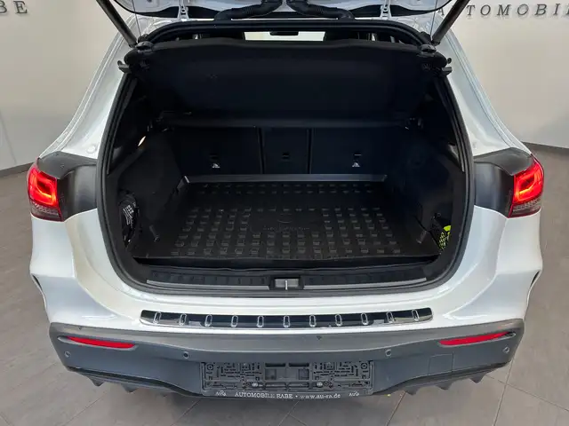 Mercedes-Benz Eqa view 6