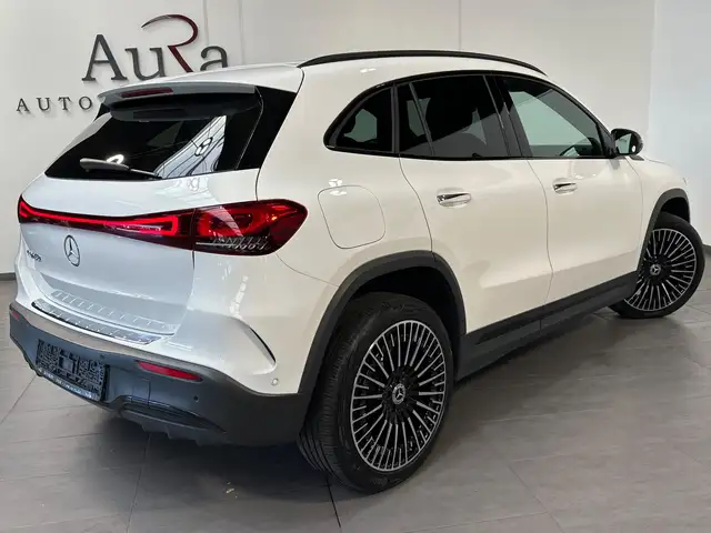 Mercedes-Benz Eqa view 4