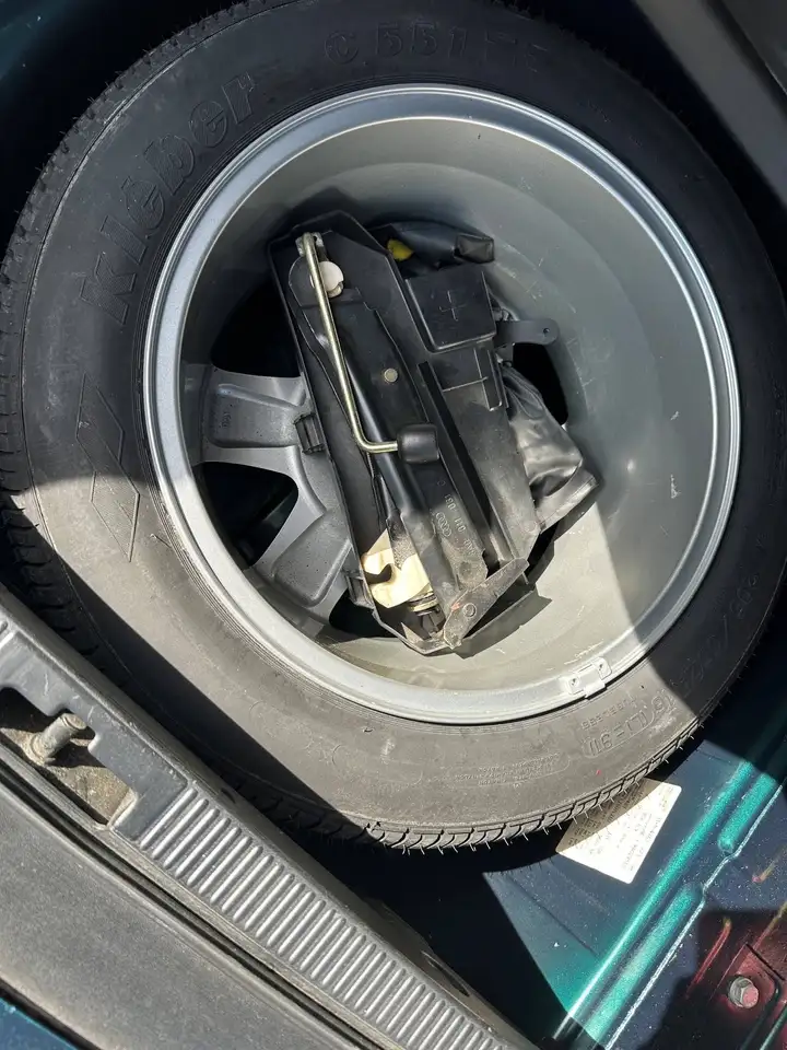 Audi S2 Limousine (1 von 306) Schweizer Historie im Sammlerzustand inkl. riesen NOS- und original-Teilelager mit 90% Erstlack, foto 6