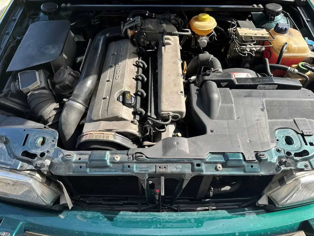 Audi S2 Limousine (1 von 306) Schweizer Historie im Sammlerzustand inkl. riesen NOS- und original-Teilelager mit 90% Erstlack, foto 5