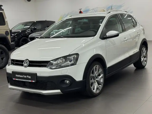 Volkswagen Polo V CrossPolo Aut. AHK/NAVI/U-FREI/DER BESTE!