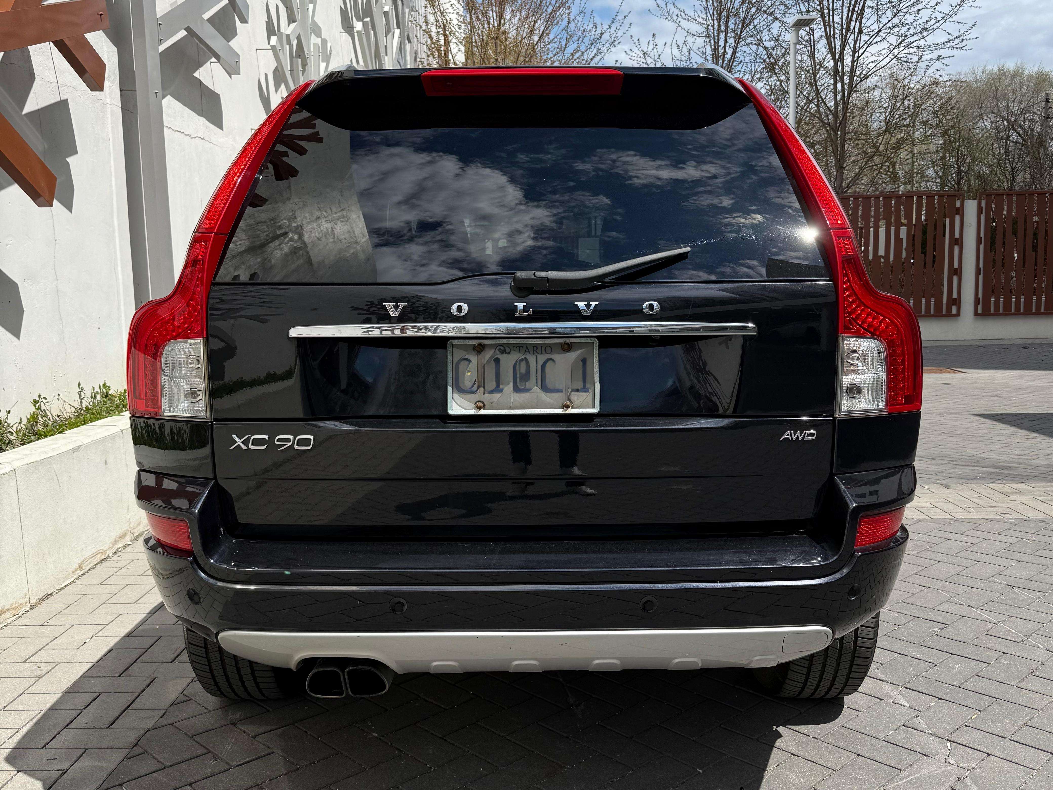 2013 Volvo XC90 3.2 R-Design Premier Plus alt 3