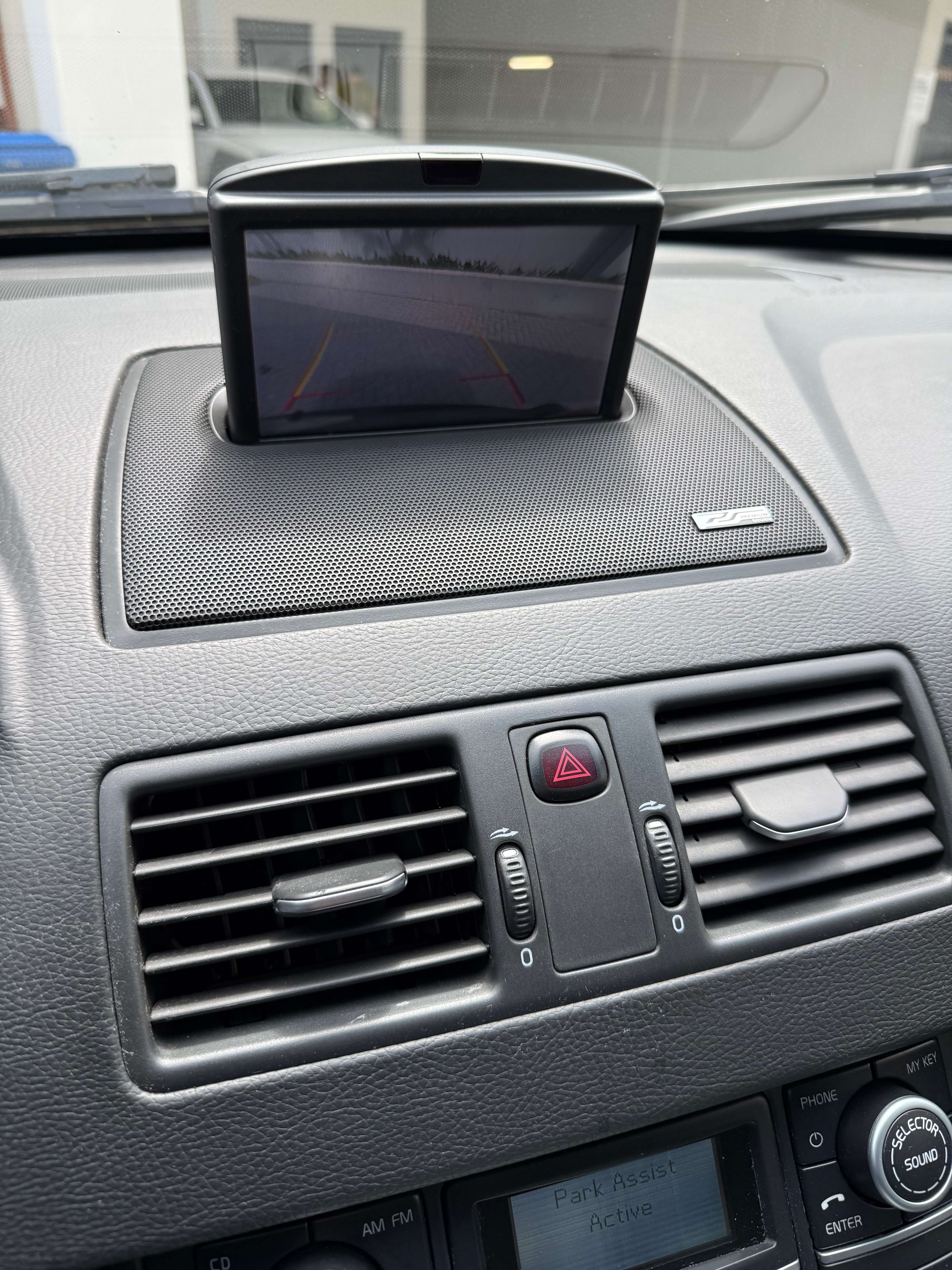 2013 Volvo XC90 3.2 R-Design Premier Plus thumb 16