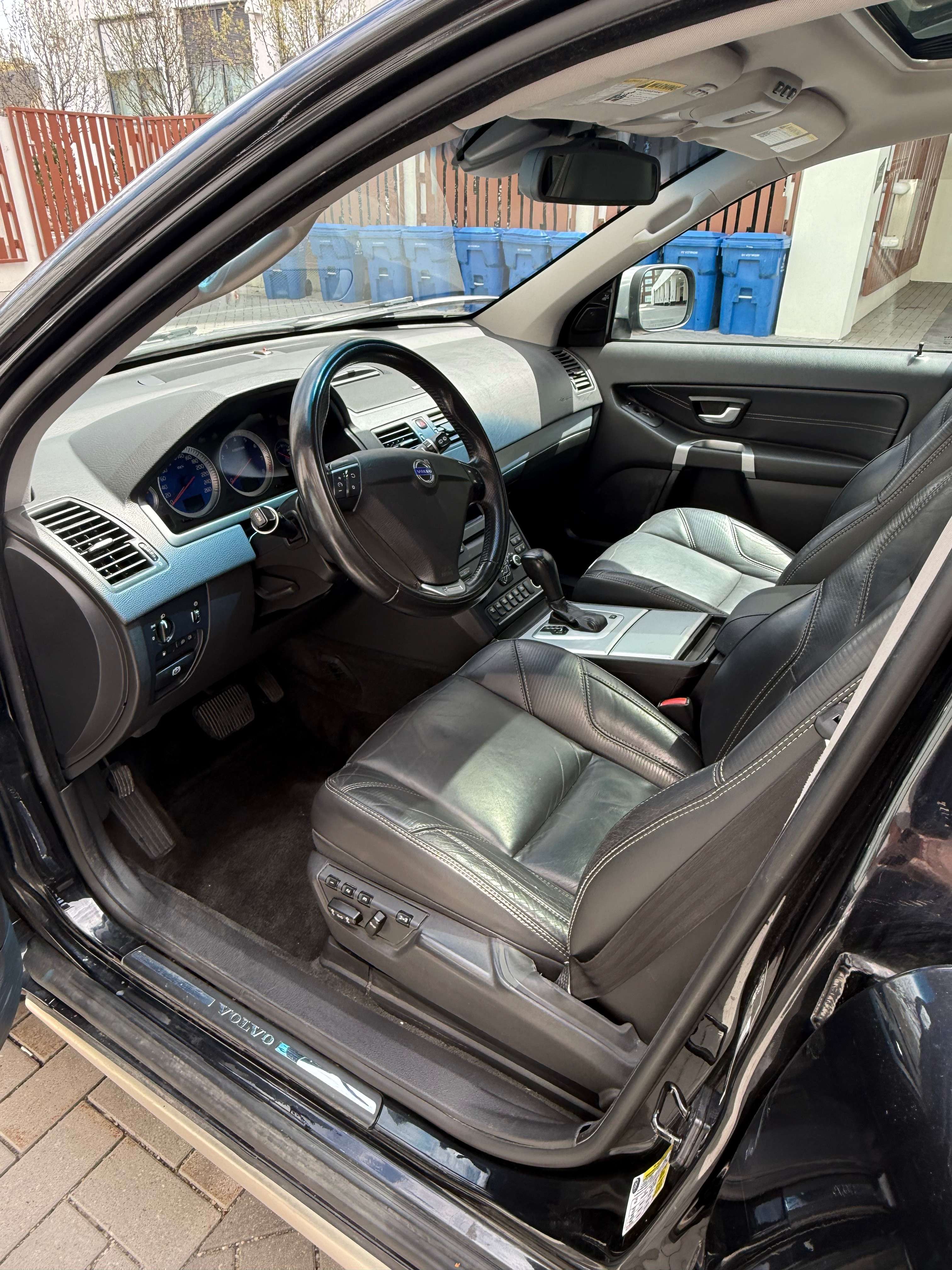 2013 Volvo XC90 3.2 R-Design Premier Plus thumb 6