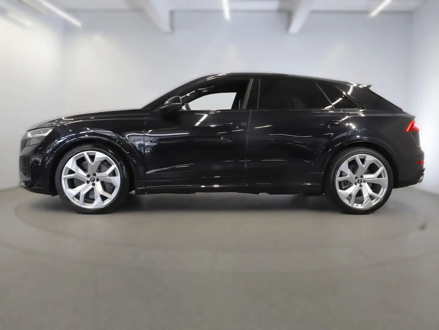 Audi RS Q8 Audi RS Q8 Schwarz - 2