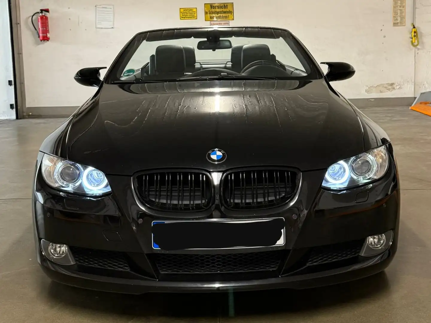 BMW 320 320i Cabrio Schwarz - 1