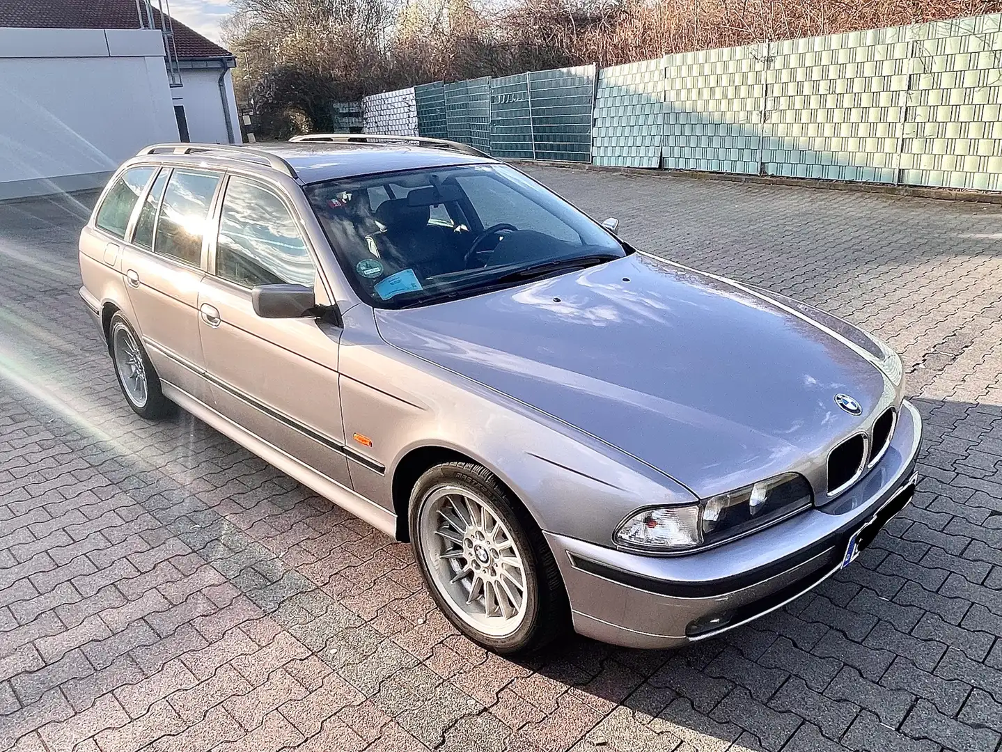BMW 520 520i touring Silber - 2