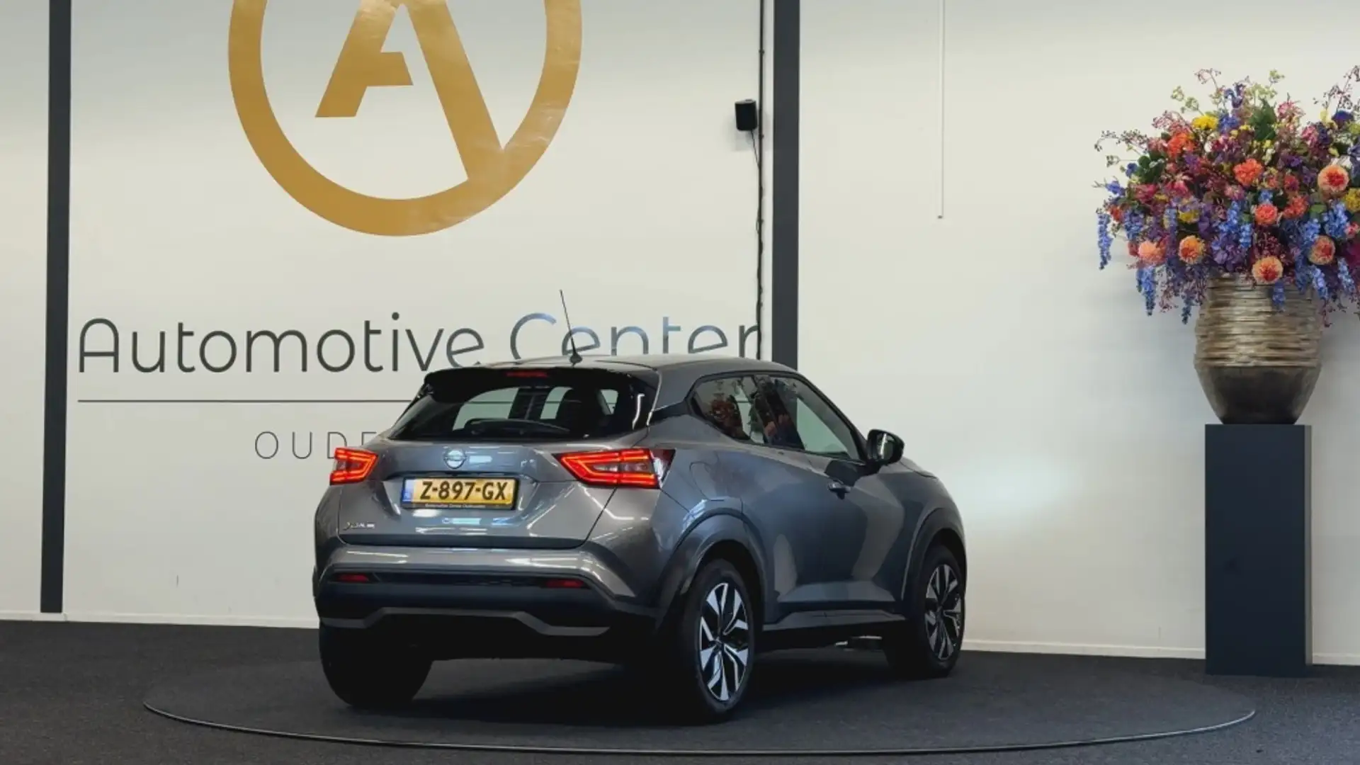 Nissan Juke 1.0 DIG-T Acenta | CAMERA | NAVI | CRUISE | STOELV Grau - 2