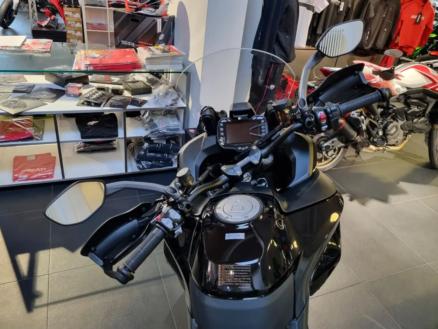 Ducati Multistrada V2 S #Sofort Black - 2