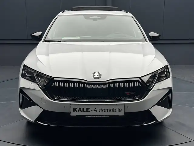 Skoda Octavia view 8
