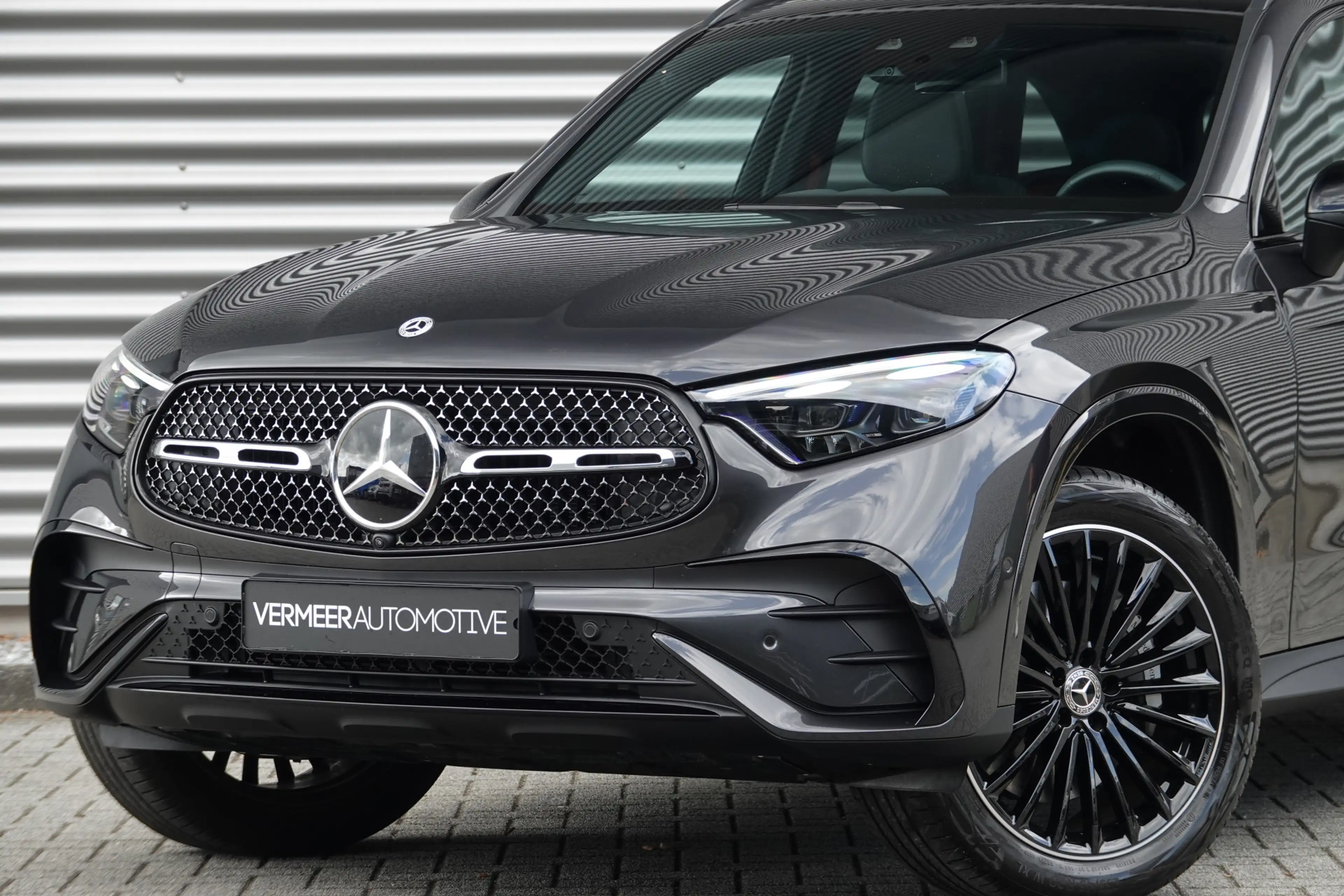 Mercedes-Benz GLC 300 300e 4MATIC AMG Line | Panodak | Night | Burmester — photo 15