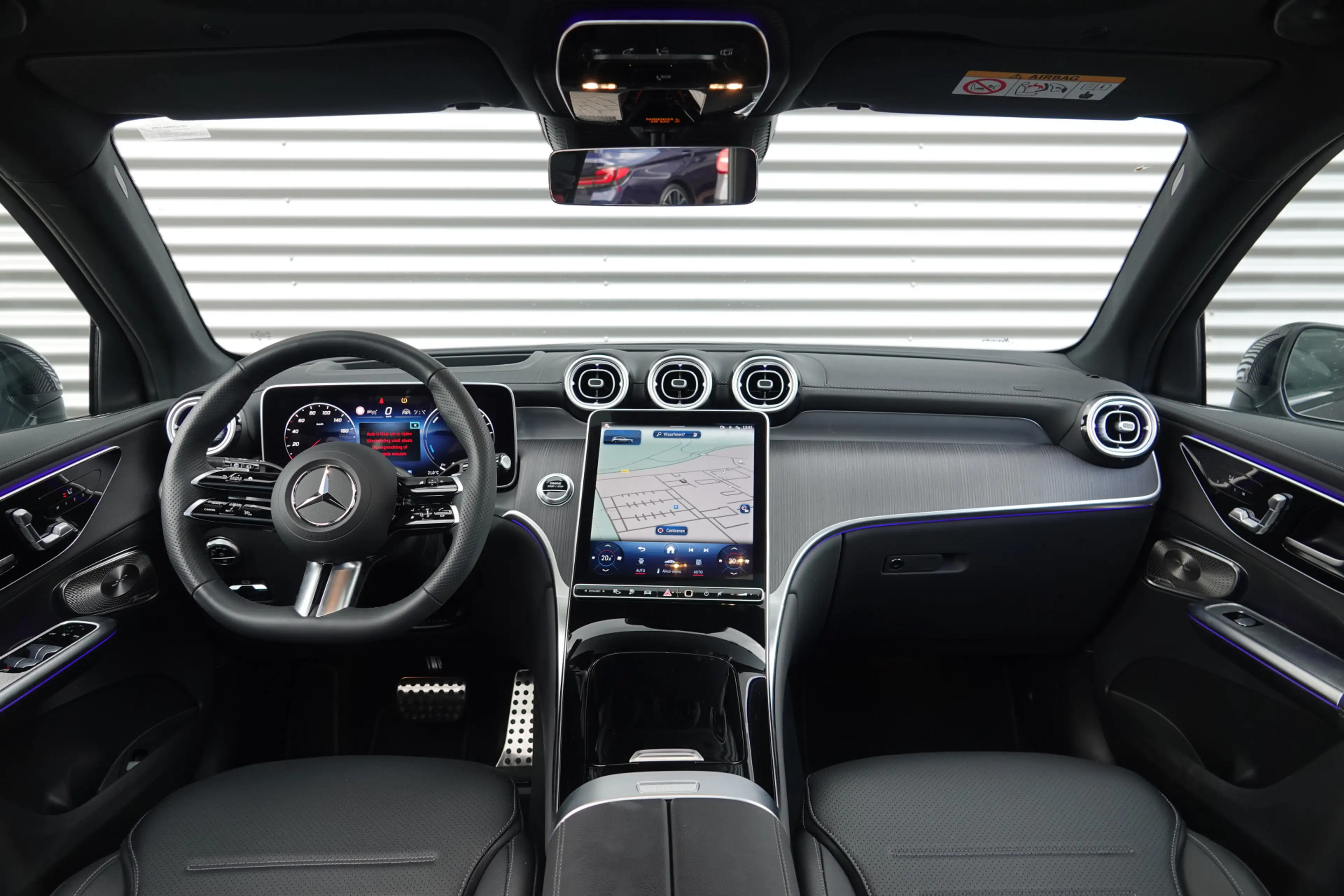 Mercedes-Benz GLC 300 300e 4MATIC AMG Line | Panodak | Night | Burmester — photo 27