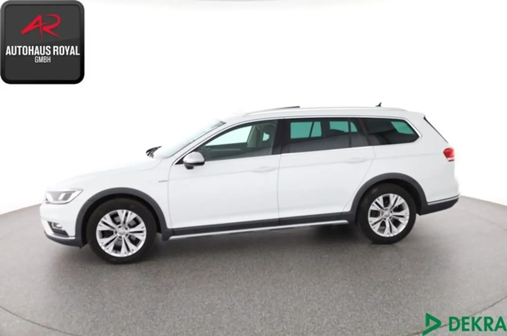 Volkswagen Passat Alltrack 2.0 TDI 4M PANO,ACC,MASSAGE,AHK Blanc - 2