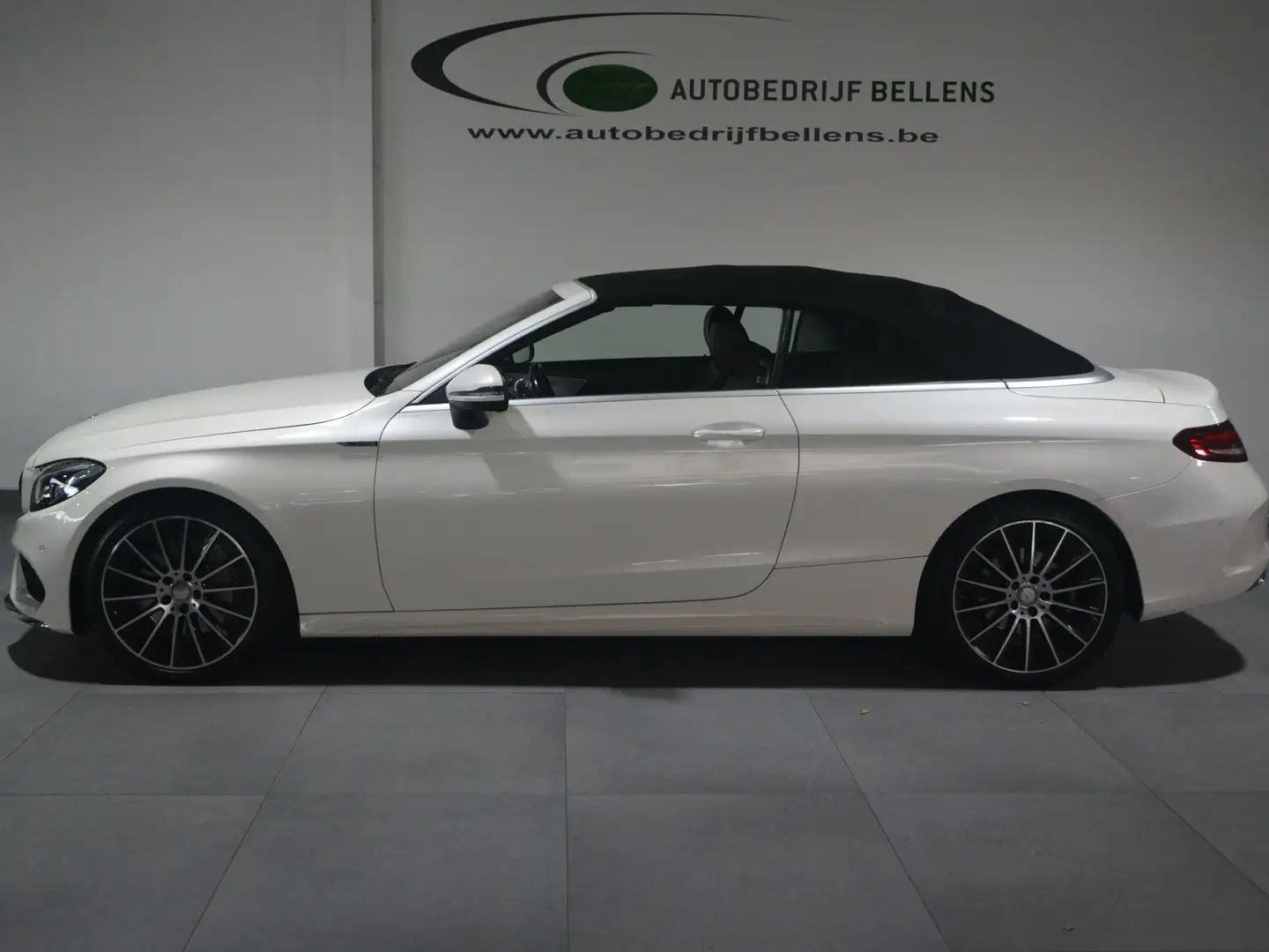 Mercedes-Benz C 250 C 250 d Cabrio 9G-TRONIC AMG Line / LED/ NAVI +CAM Blanc - 1