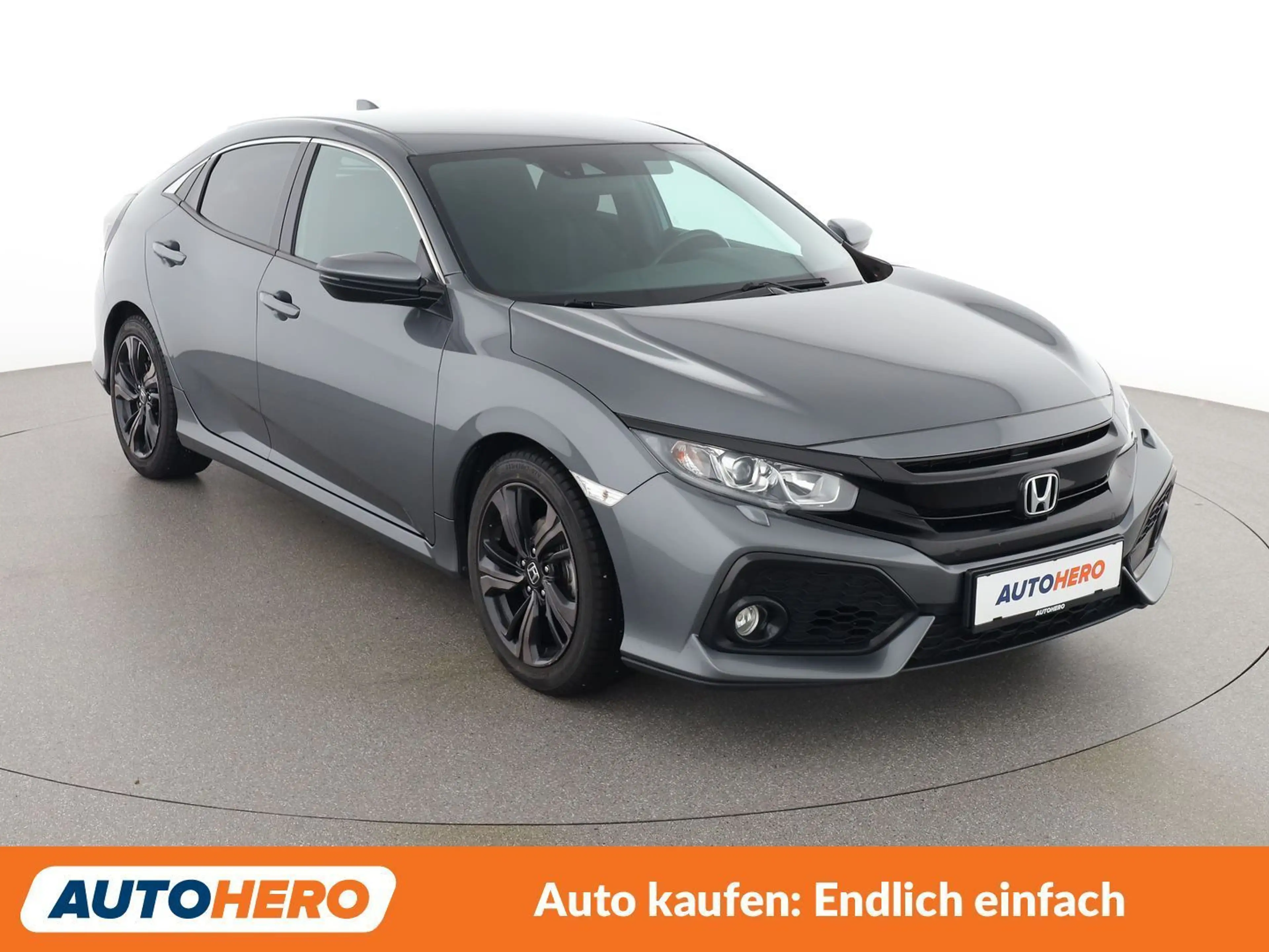 Honda Civic 1.0 VTEC Elegance — photo 8