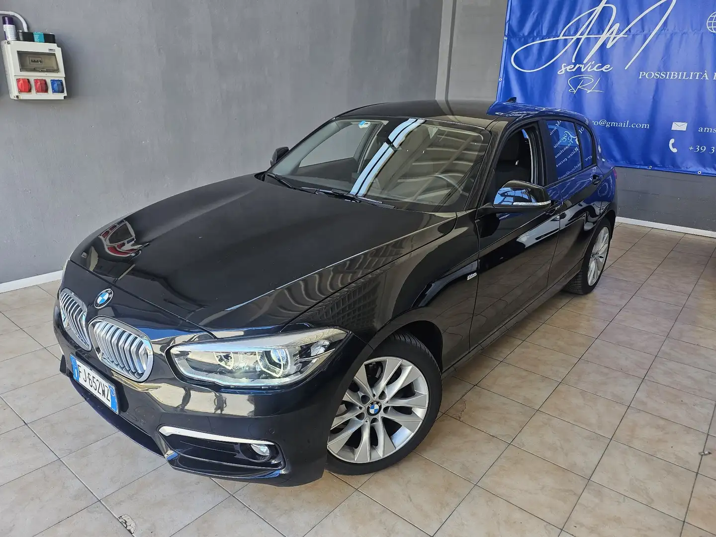 BMW 118 118d Advantage 5p auto Noir - 2