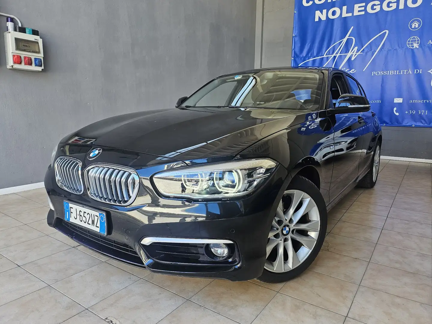 BMW 118 118d Advantage 5p auto Noir - 1