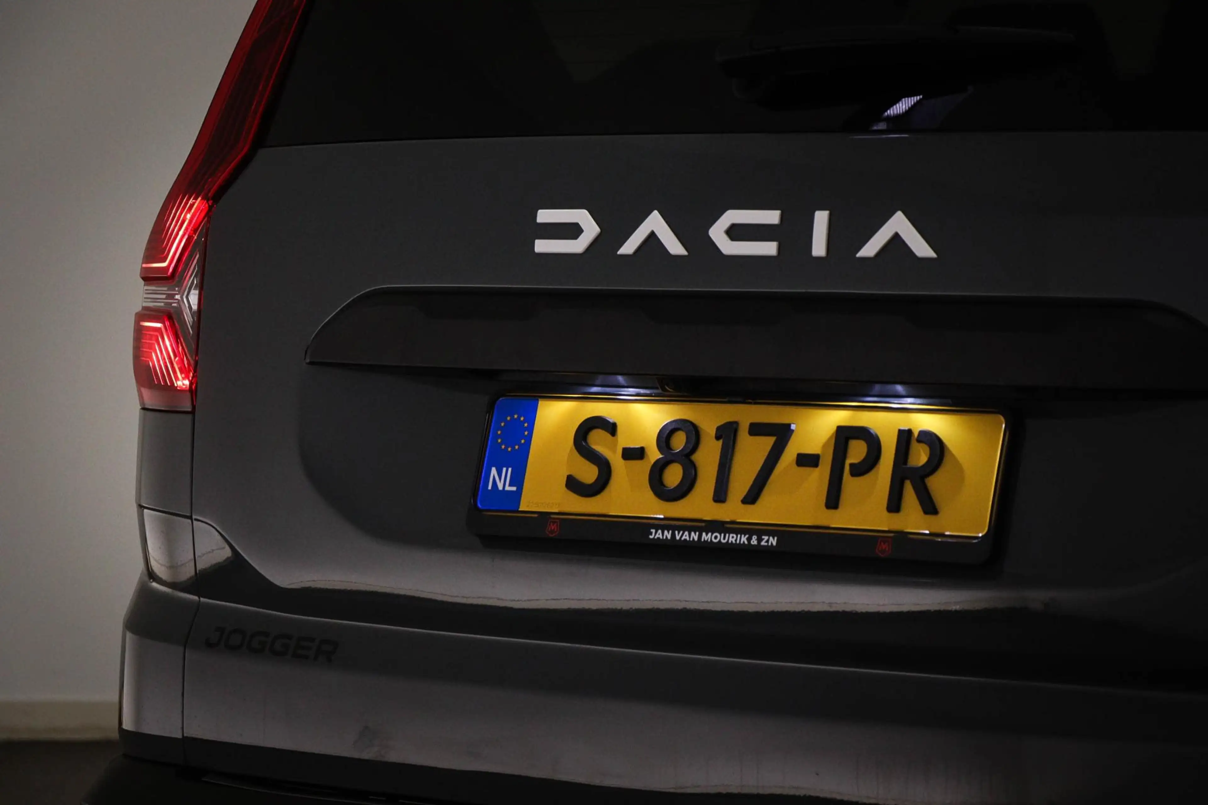 Dacia Jogger 1.0 TCe 110 Extreme 7p. | EXTREME PACK | CLIMA | D — photo 23