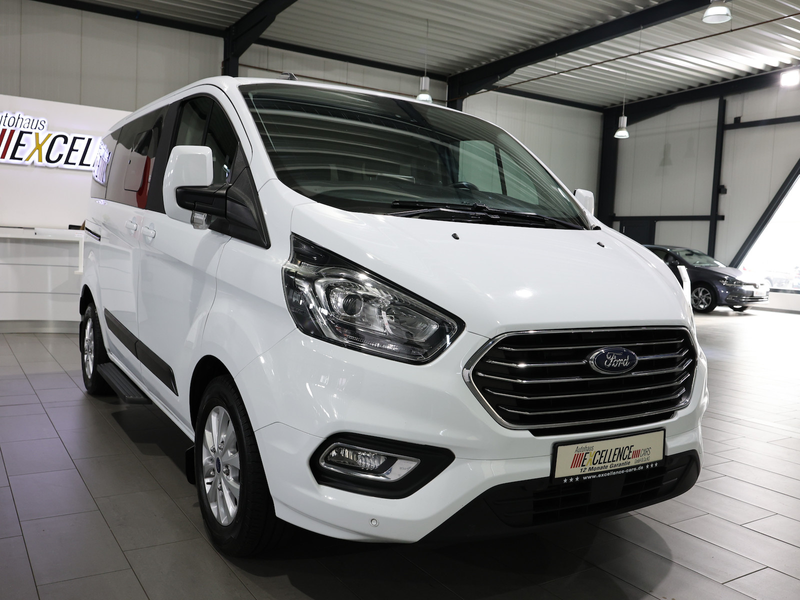 Ford Tourneo Custom 2.0 TDCI 320 L1 / 8-SITZER / NAVI