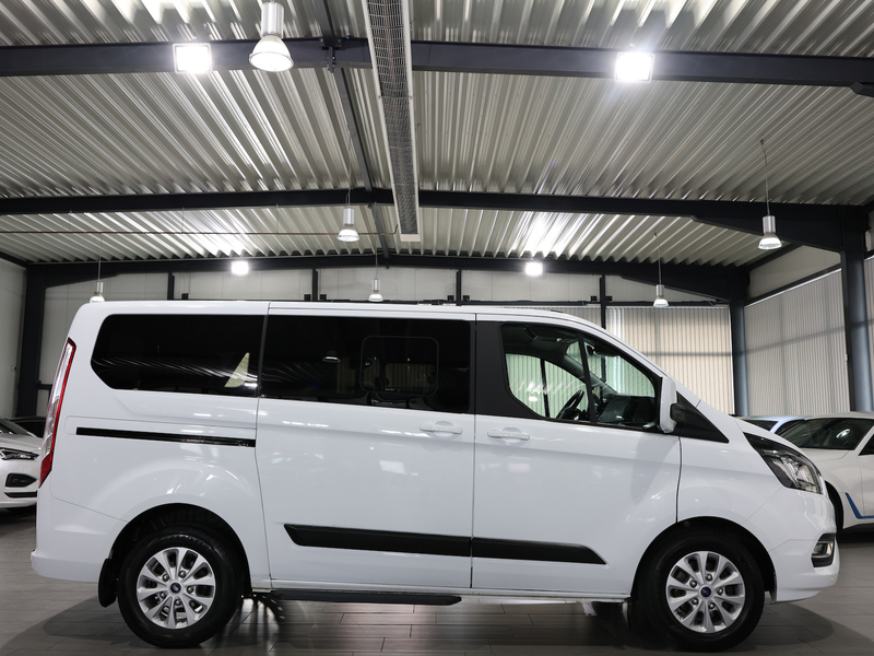 Ford Tourneo Custom 2.0 TDCI 320 L1 / 8-SITZER / NAVI — photo 5