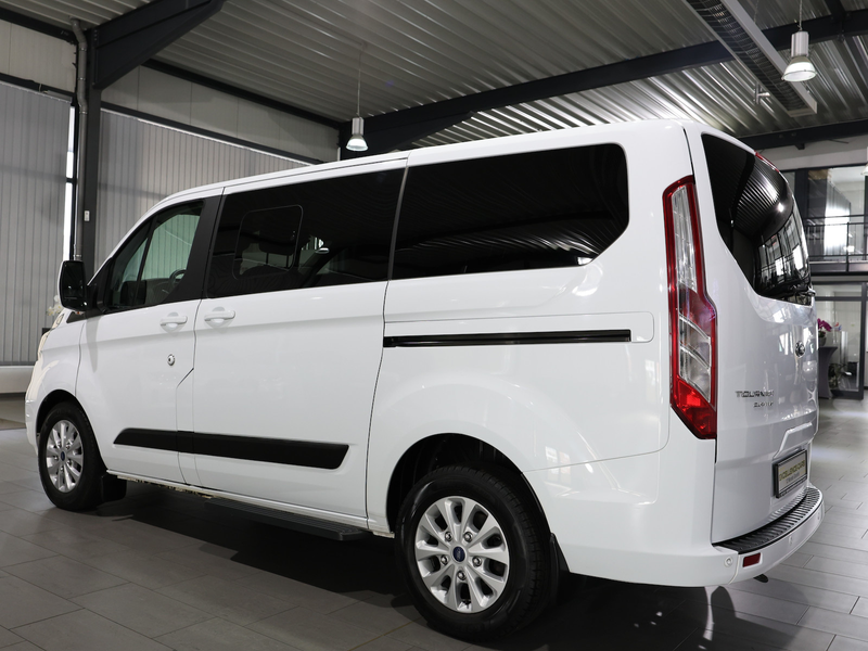 Ford Tourneo Custom 2.0 TDCI 320 L1 / 8-SITZER / NAVI — photo 6