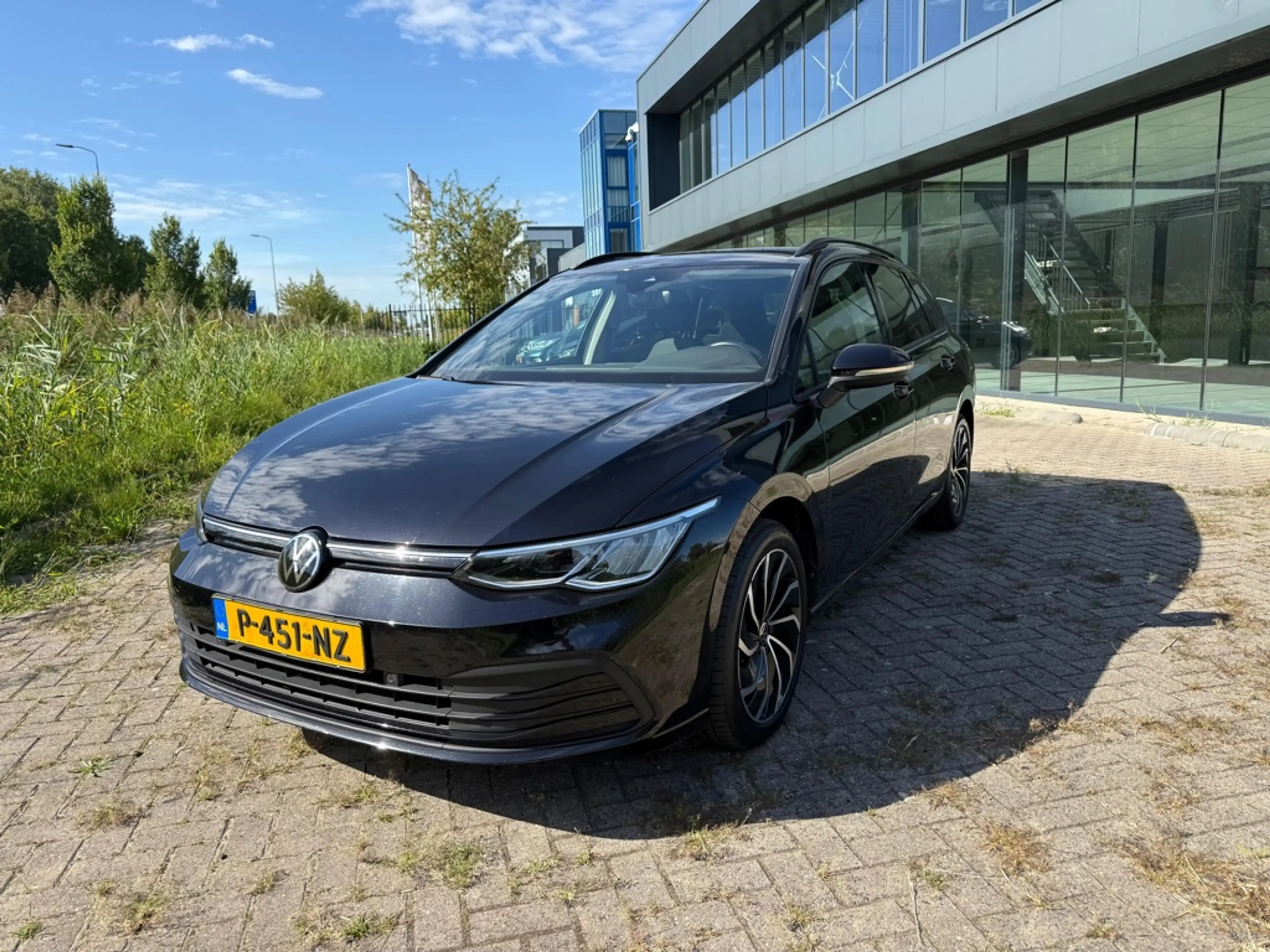 Volkswagen Golf Variant 1.0 eTSI Life Business_Massage_Stoel_NETTE AUTO — photo 4