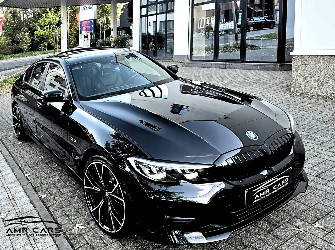 BMW 320
