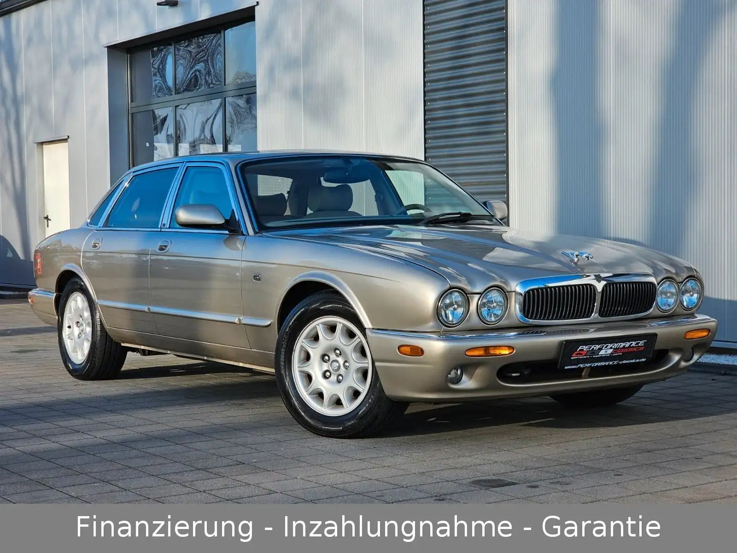 Jaguar XJ8 Executive 4.0 V8 sehr gepflegt und ohne Rost Oro - 1