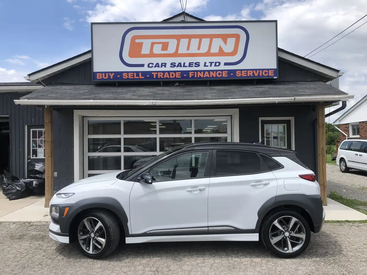 Hyundai KONA снимка Hyundai KONA