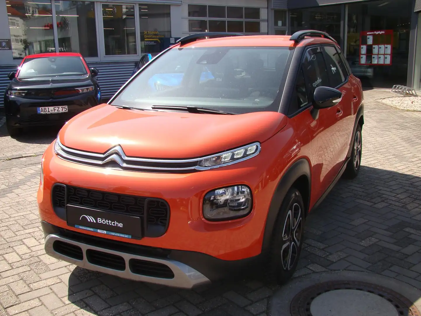 Citroen C3 Aircross 1.2 Feel e-THP / PureTech Orange - 2