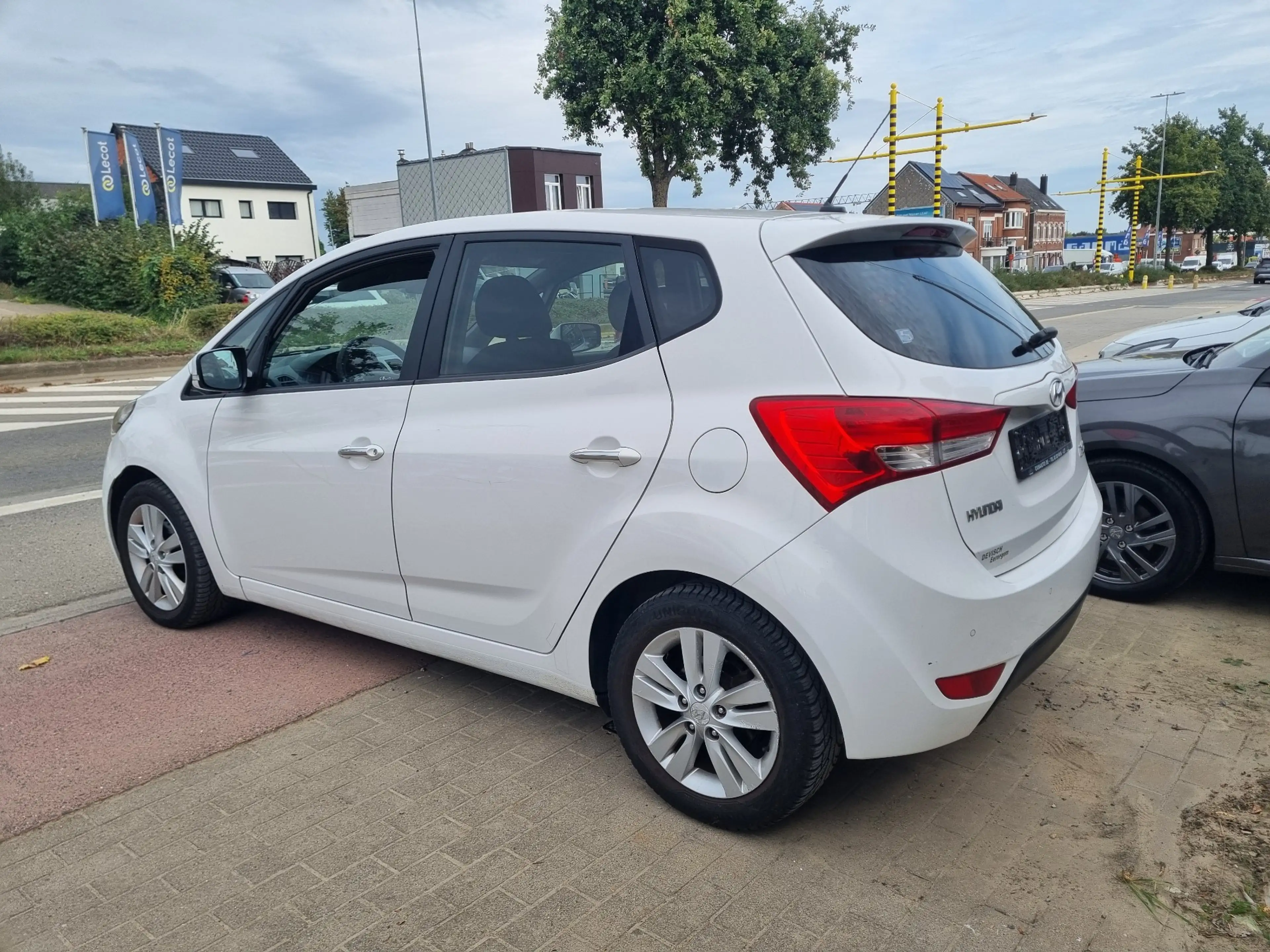Hyundai iX20 iX20 1.6i Lounge — photo 2