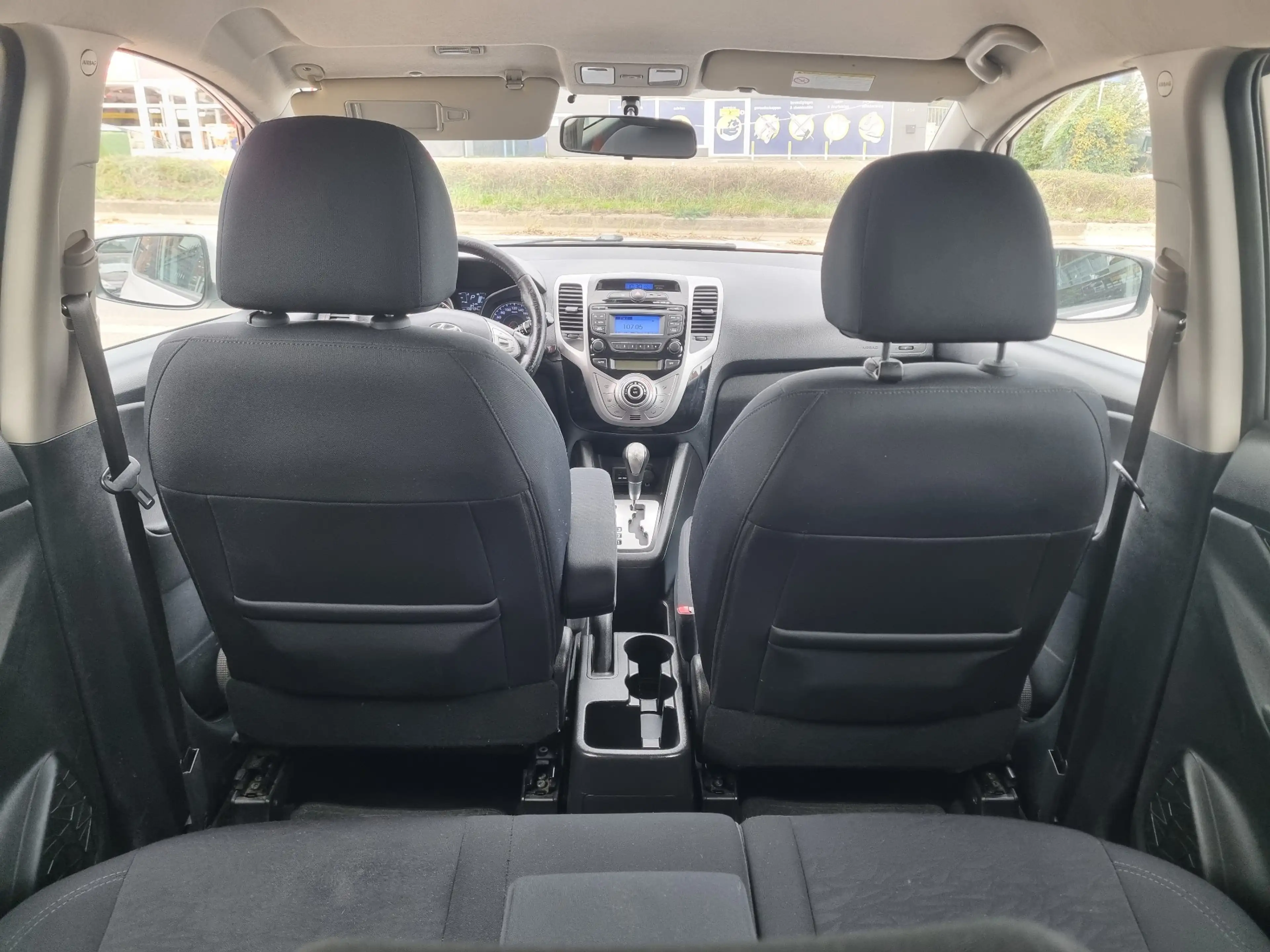 Hyundai iX20 iX20 1.6i Lounge — photo 6