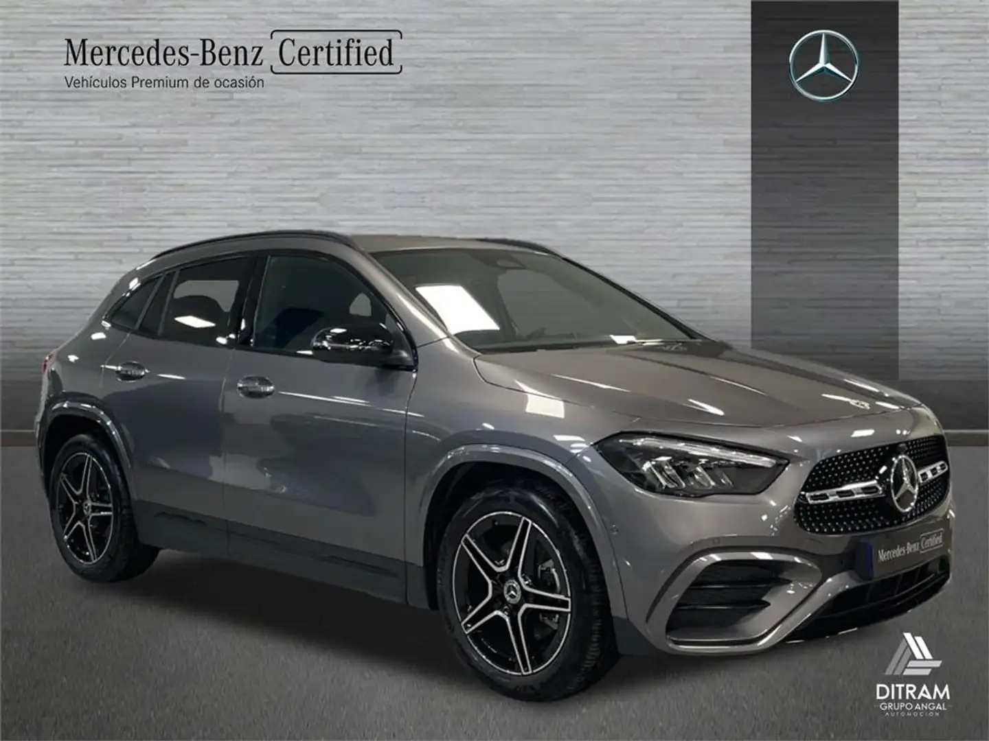 Mercedes-Benz GLA 200 D - 2
