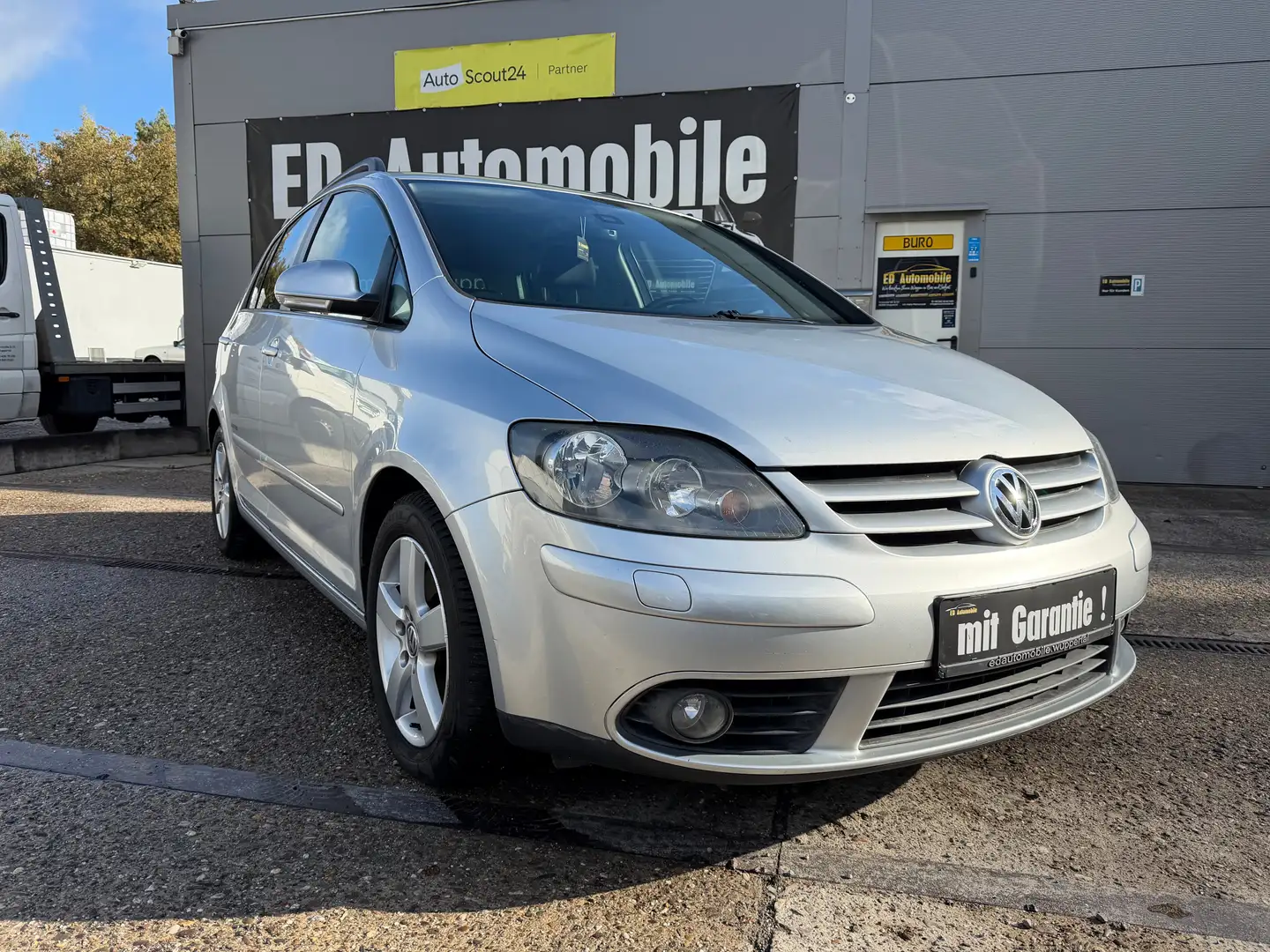 Volkswagen Golf Plus V 1.4 TSI MIT GARANTIE! *NAVI, KLIMAA* Silber - 1