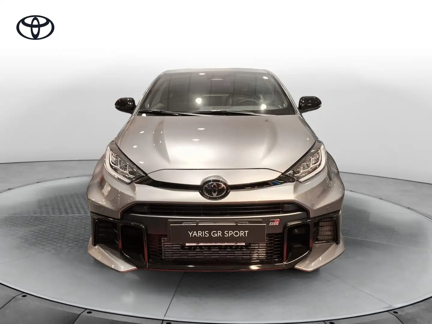 Toyota Yaris Yaris GR 1.6Circuit dat8 TECH PACK+CERCHI FORGIATI Oro - 2