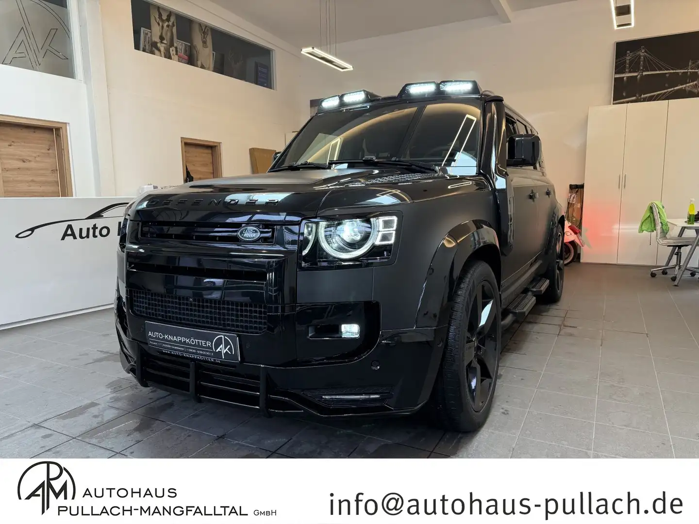 Land Rover Defender Defender 110 5.0 P525 110 V8 Stopp/Start (OPF)(E6d 007/NoTimeToDie Schwarz - 1