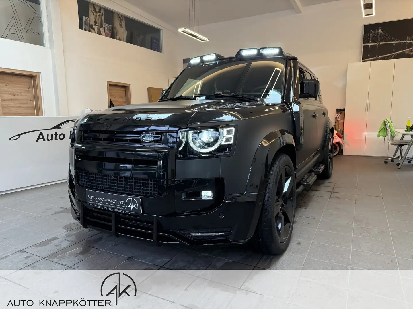 Land Rover Defender Defender 110 5.0 P525 110 V8 Stopp/Start (OPF)(E6d 007/NoTimeToDie Schwarz - 2